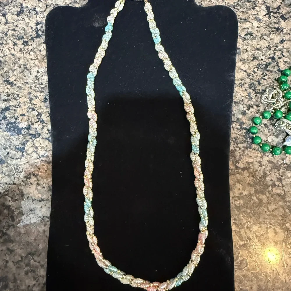 Vintage Necklace Gold Accent Beaded‎ Pastel Twist Baroque Pearls Rope